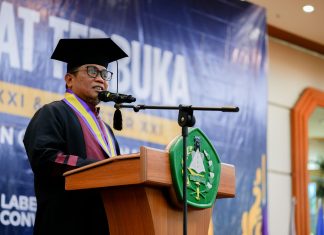 Raih Masa Depan dengan Keyakinan: Pesan Inspiratif Bupati Pelalawan di Wisuda UNILAK