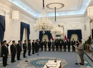 Presiden Prabowo Lantik 10 Anggota Komisi Percepatan Reformasi Polri