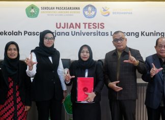 Angkat Potensi Kue Bawang Inhu Lewat Literasi Digital, Poppy Bainurita Sukses Raih Gelar Magister Manajemen