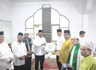 Bupati Anton Awali Safari Ramadan di Kampung Halaman