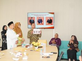 Melalui Rapat Senat, Prof Adolf Bastian Kembali Nahkodai Pascasarjana Unilak