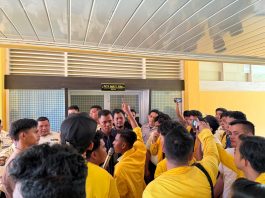 Gedung Rektorat Unilak “Diguncang” Aksi Mahasiswa: Gugat Skandal Proyek 10 Miliar dan Turap