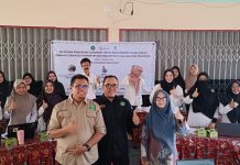 Dosen Fadiksi Unilak Beri Pelatihan ClassPoint Guna Memperkuat Pembelajaran Interaktif dan Inklusif di SMA PGRI Pekanbaru