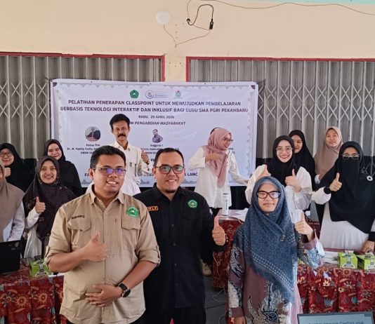 Dosen Fadiksi Unilak Beri Pelatihan ClassPoint Guna Memperkuat Pembelajaran Interaktif dan Inklusif di SMA PGRI Pekanbaru