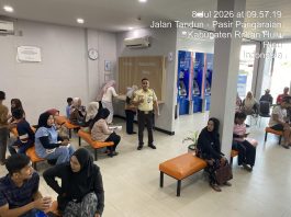 BRI Ujung Batu Salurkan Dana Program Indonesia Pintar, Pastikan Proses Berjalan Mudah dan Tepat Sasaran