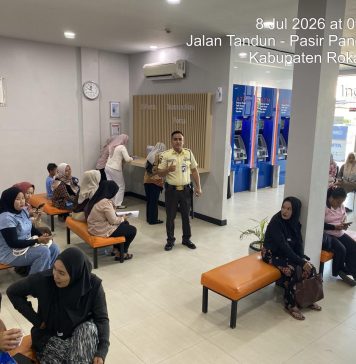 BRI Ujung Batu Salurkan Dana Program Indonesia Pintar, Pastikan Proses Berjalan Mudah dan Tepat Sasaran