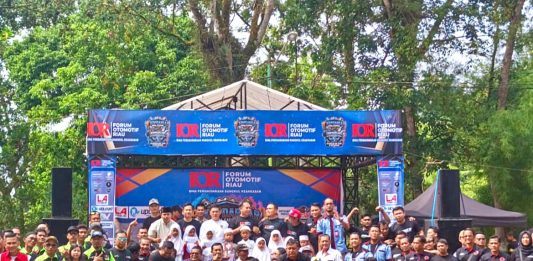 Semarak Kopdargab ke-9 Forum Otomotif Riau di Pekanbaru